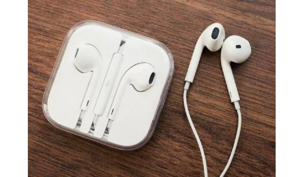 Tìm hiểu địa chỉ bán buôn tai nghe giá rẻ, chất lượng