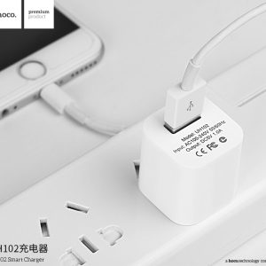 Củ sạc Hoco UH102