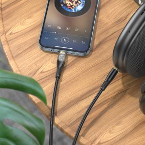 Cáp âm thanh Hoco UPA25 IP to 3,5mm